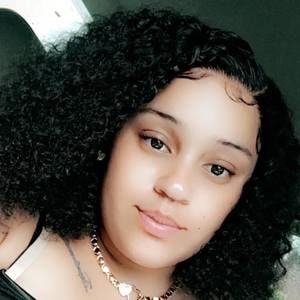 Meet your Posher, Chanel